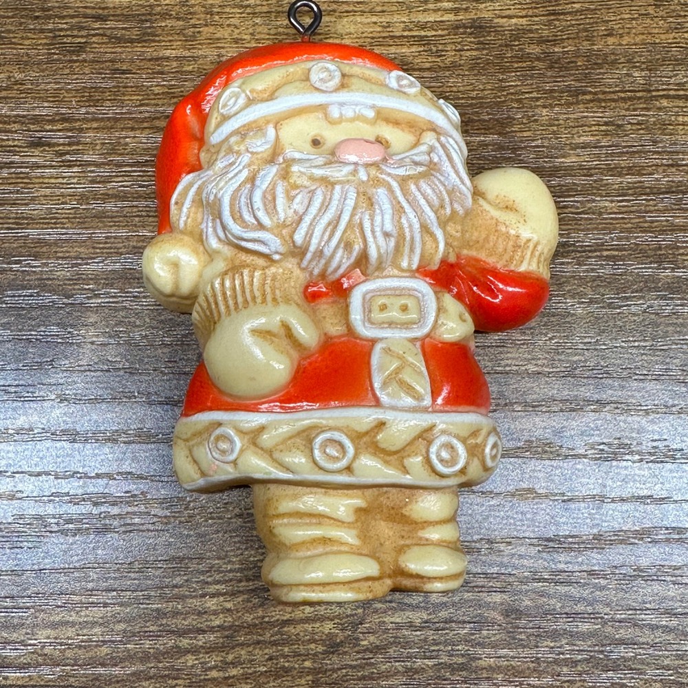 Vintage 1976 Hallmark Santa Claus Christmas Ornament Seasons Greetings Red Cream